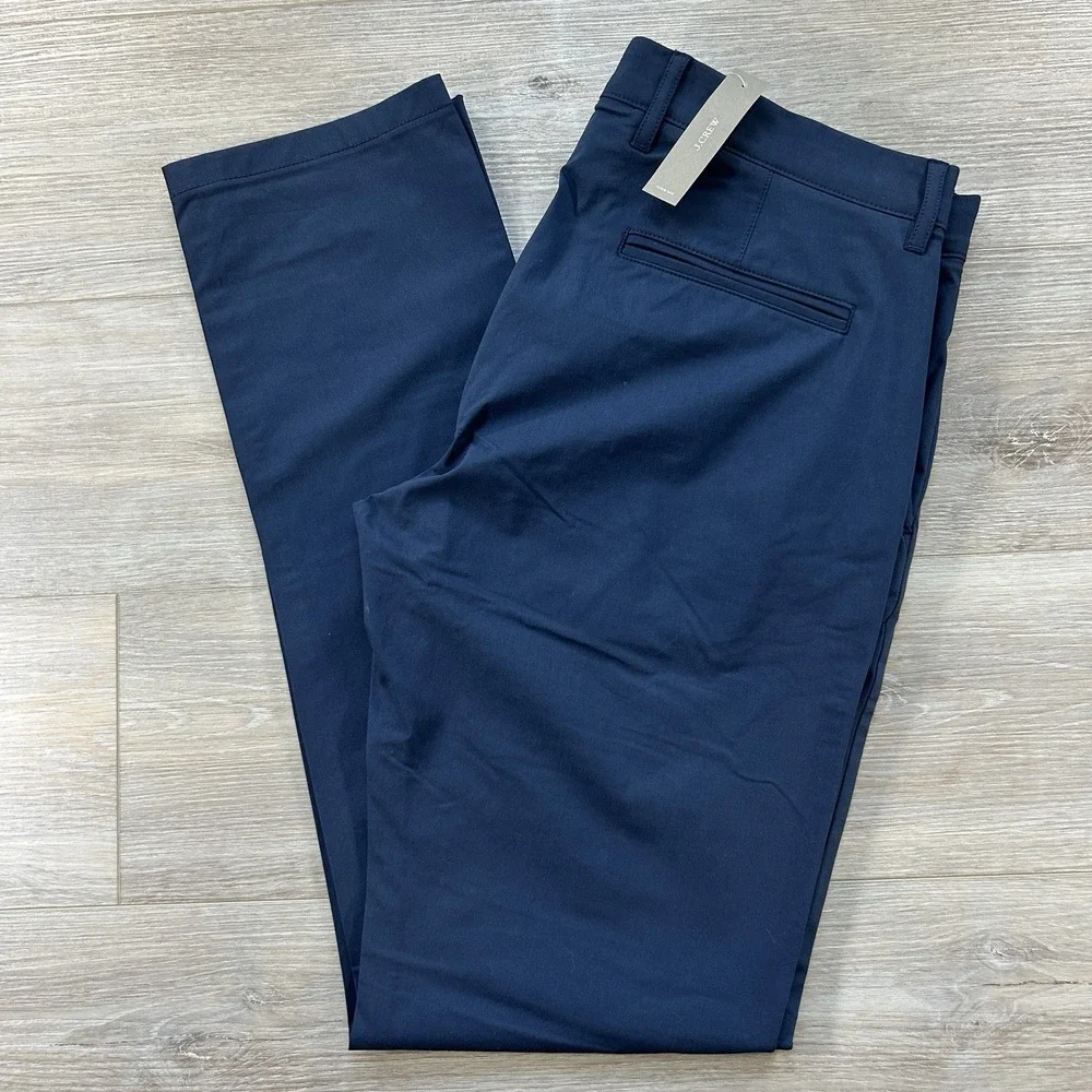 J.Crew Men's 34x34 484 Slim-fit tech Chino pants Navy Blue